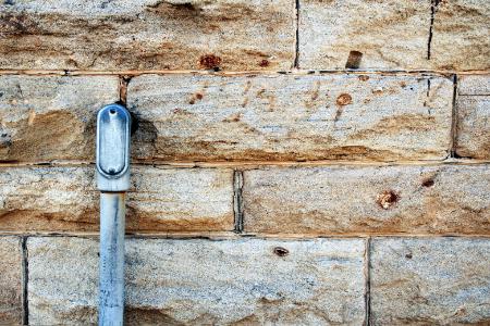 Rust Stains on Your Driveway or Walls? Here’s How to Remove Them Safely